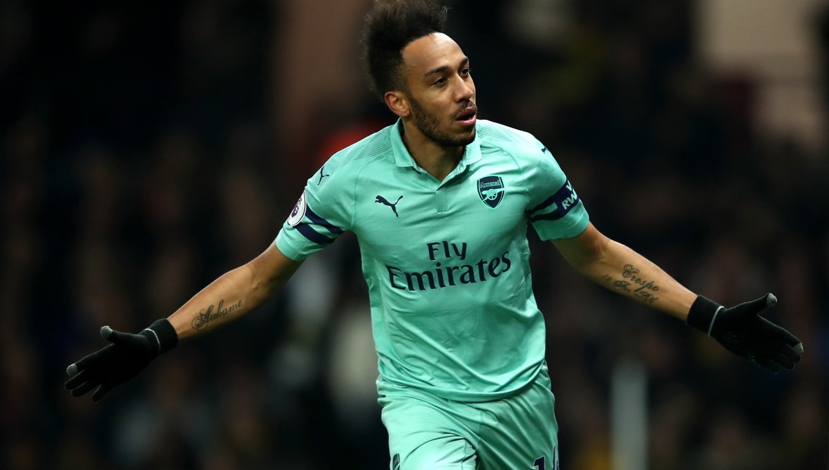 Aubameyang tự tin đánh bại Aguero và Salah
