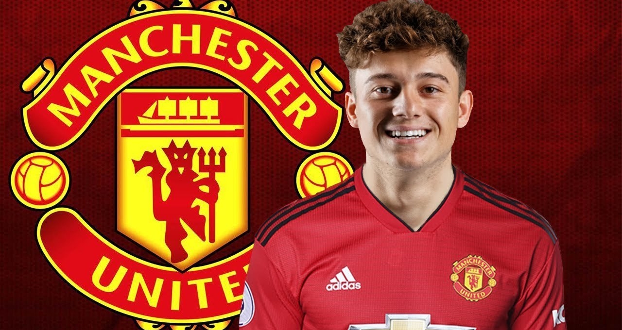 NÓNG! Man United có tân binh đầu tiên