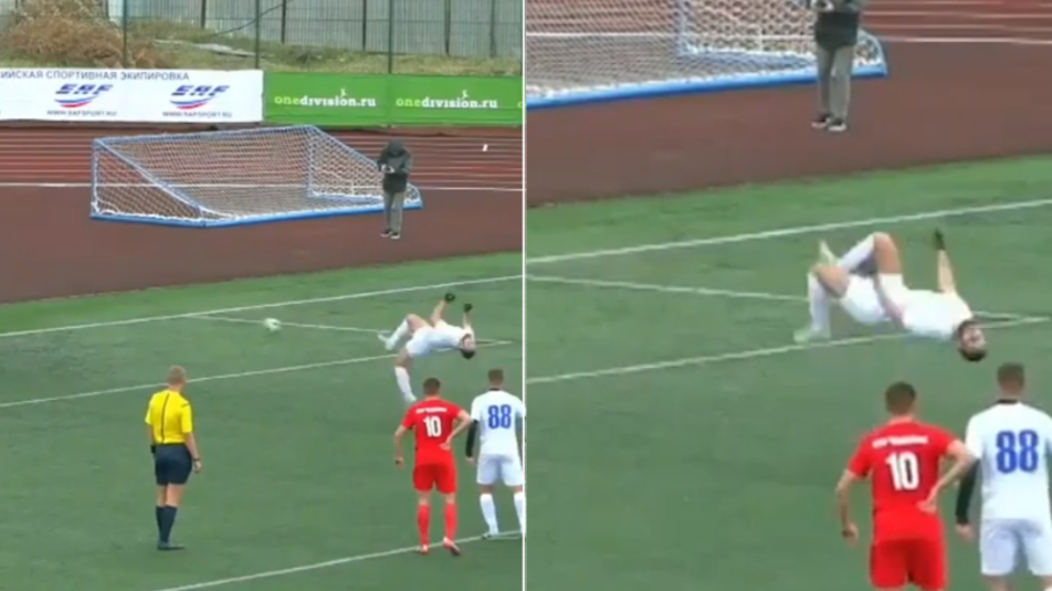 VIDEO: Cú sút penalty kiểu 'tuyệt đỉnh kung-fu' không thể cản phá