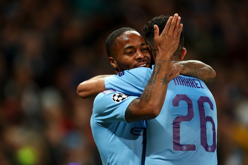 Man City vất vả hạ gục đội bóng tí hon trên sân nhà