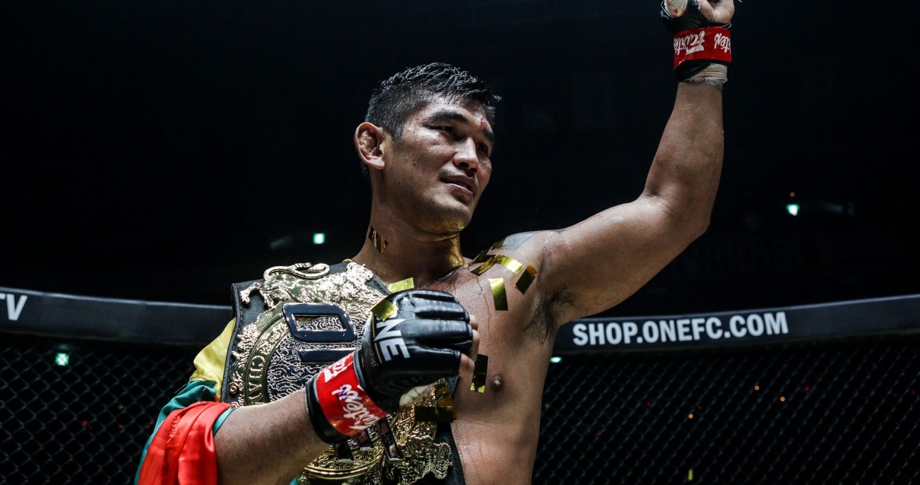 Mãn nhãn với ONE Championship: Century