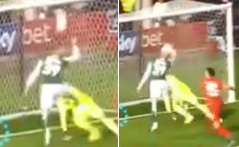 Tiền đạo dùng tay 'rõ như ban ngày', bàn thắng vẫn được công nhận