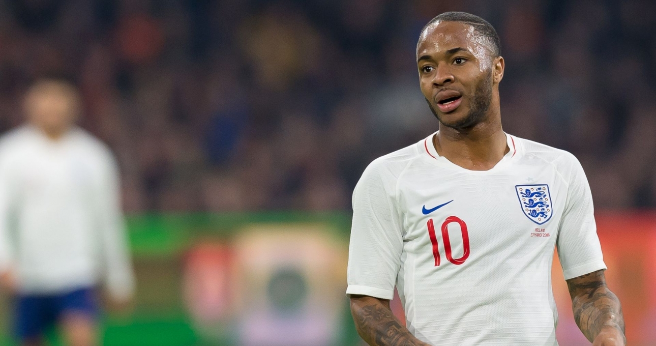 Sterling bị loại khỏi ĐT Anh vì xô xát với cầu thủ Liverpool
