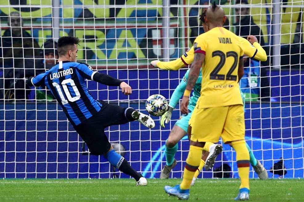 Thua đội hình B của Barca, Inter tự loại mình khỏi Cúp C1