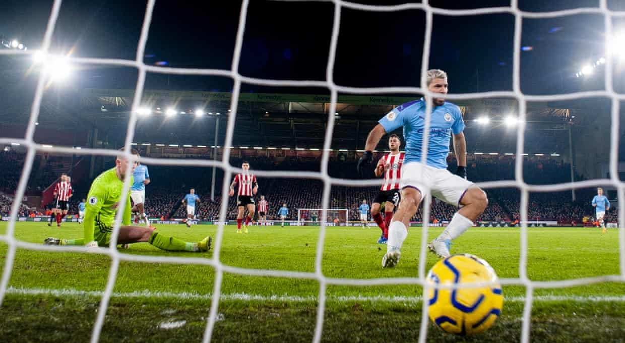 Aguero cứu vớt hy vọng vô địch cho Man City