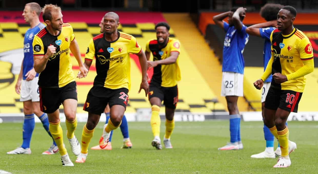 Watford cầm hòa Leicester với kịch bản nghẹt thở
