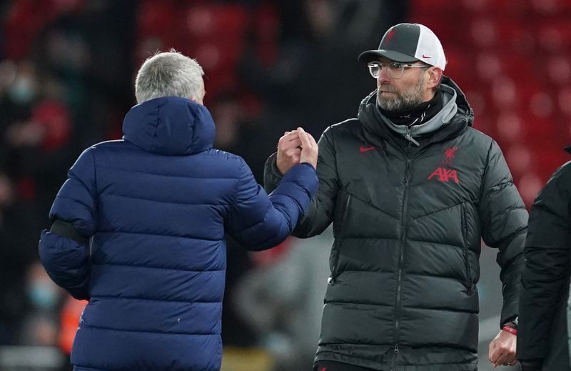 Jurgen Klopp phản pháo Mourinho