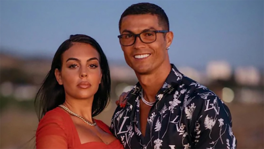 Ronaldo phá vỡ quy tắc cách ly Covid-19