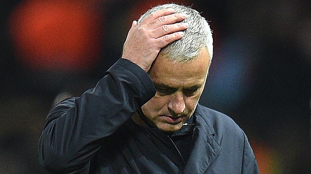 Mourinho dẫn đầu khả năng bị sa thải ở Ngoại hạng Anh