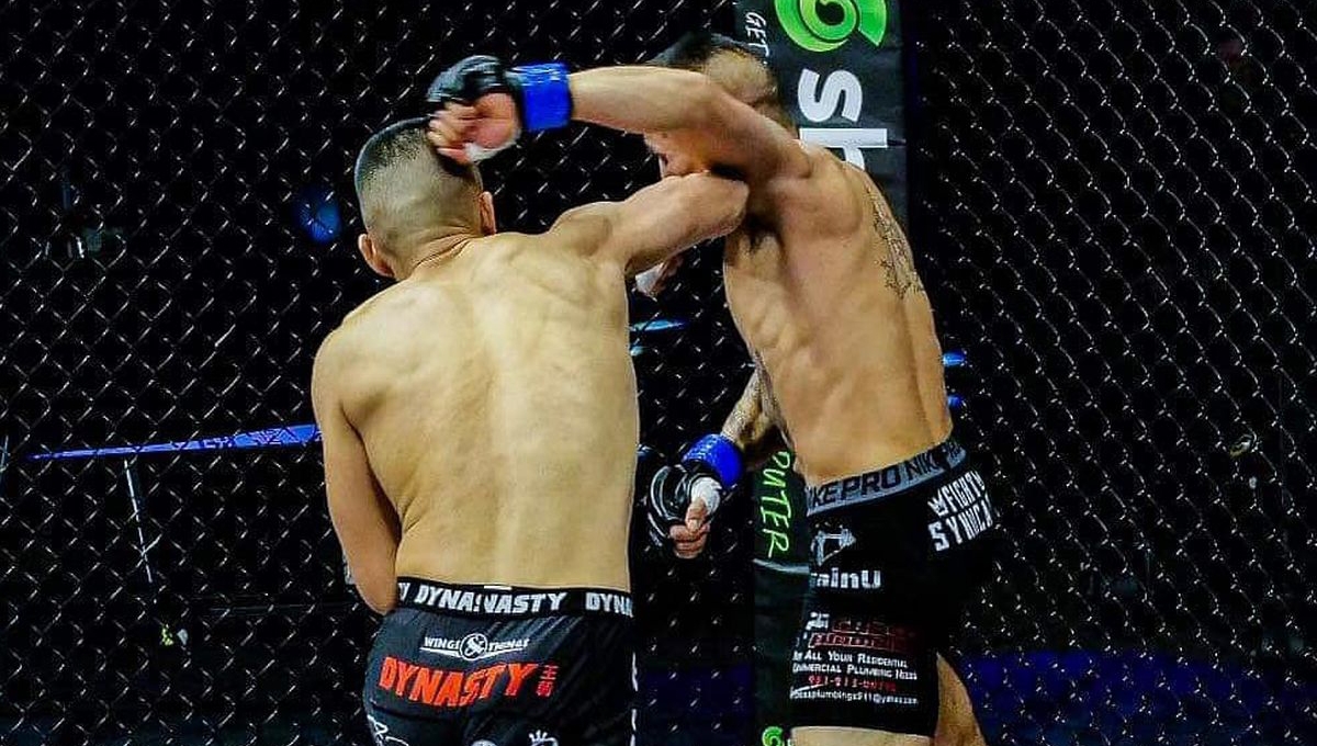 Võ sĩ MMA gốc Việt bị chỉ trích dù hạ gục đối thủ sau 30 giây