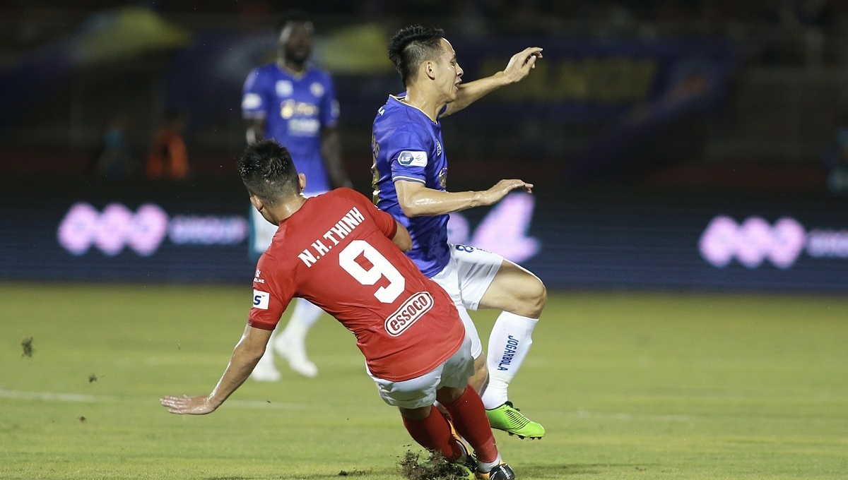 Bóng đá không cần những gã đồ tể