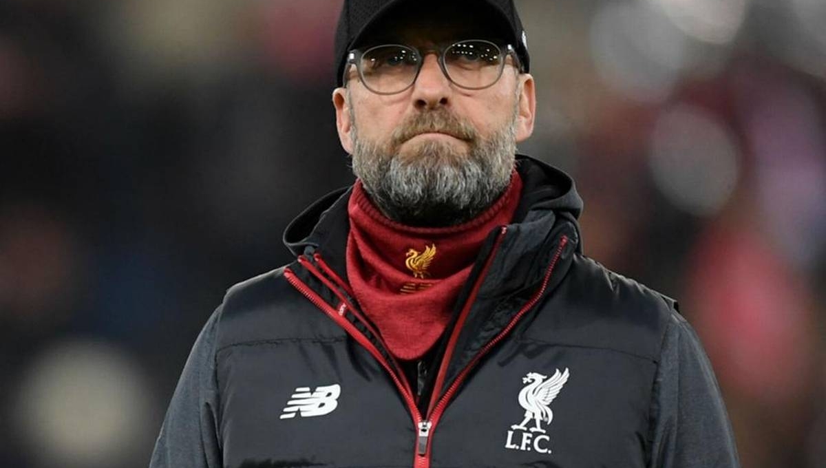 Bão chấn thương đổ bộ, Jurgen Klopp sẽ phải lấy công bù thủ?