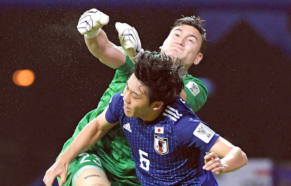 Văn Lâm sẽ ‘mở đường’ cho cầu thủ Việt Nam sang Nhật Bản thi đấu?