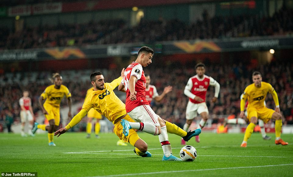 Standard Liege vs Arsenal: Thừa thắng xông lên
