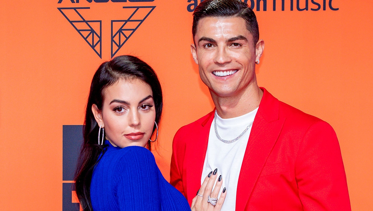 Ronaldo bí mật cầu hôn bạn gái, chuẩn bị lên xe hoa