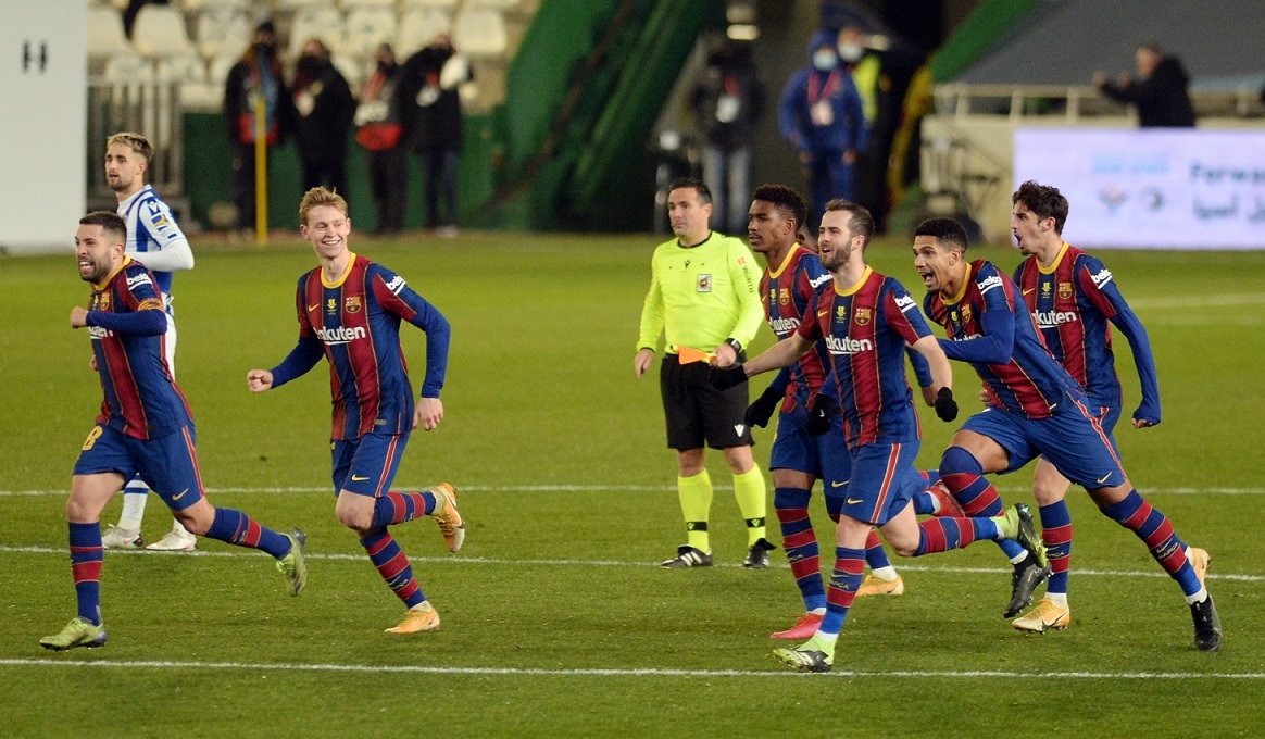 Barca vào chung kết sau loạt luân lưu cân não