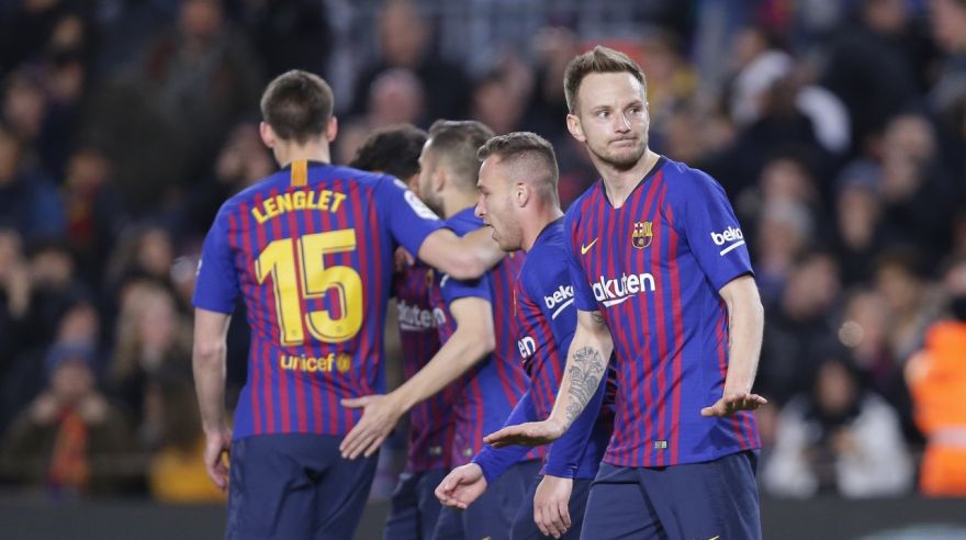 Nhận định, soi kèo Barcelona vs Valencia, 0h30 ngày 3/2 