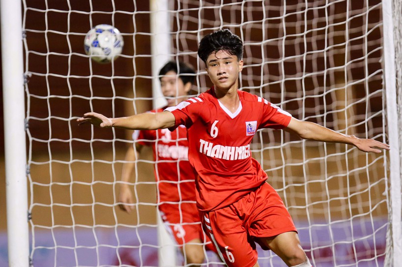 Chính Đăng tỏa sáng, U21 CAND giành trọn 3 điểm
