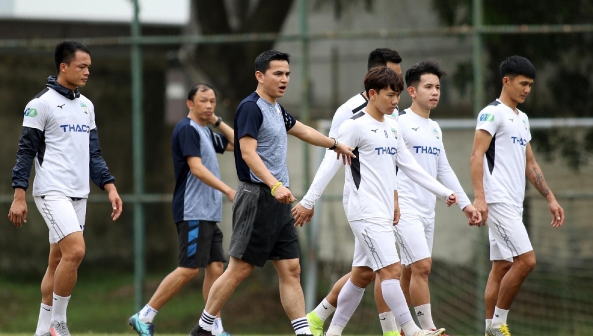 LTĐ vòng 1 V-League 2021: HAGL gặp khó ở Thống Nhất