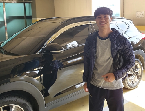 Công Phượng được CLB Incheon sắm ô tô riêng cho đi tập