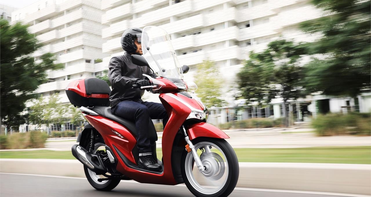 Honda SH 2020 vừa ra mắt tại Ý với thiết kế mới, động cơ mới