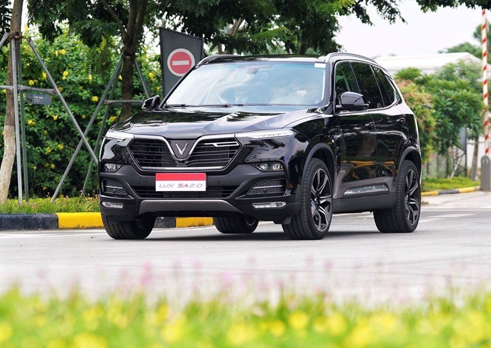 VinFast miễn lãi vay 2 năm đầu cho khách hàng mua xe Lux
