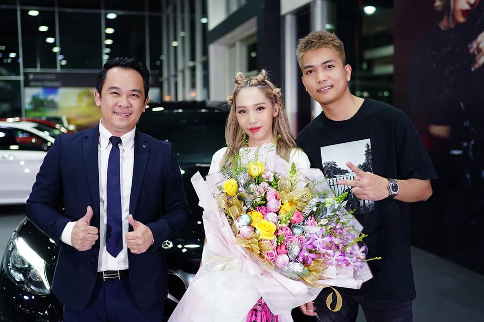 BigDaddy tặng xe Mercedes-Benz gần 2 tỷ đồng cho Emily
