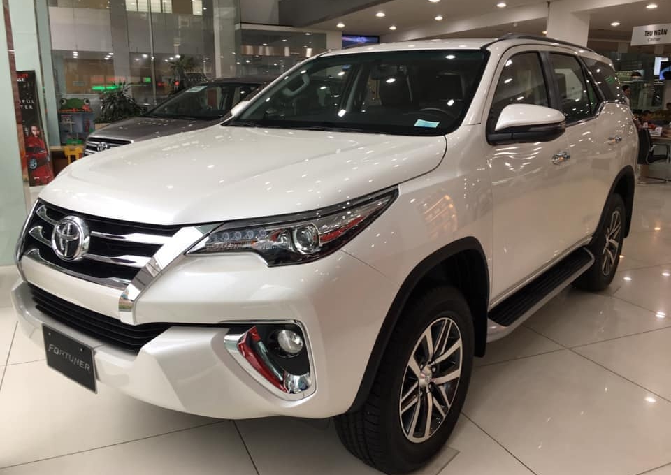 Cận Tết, giá xe Toyota Fortuner giảm tới hơn 100 triệu đồng