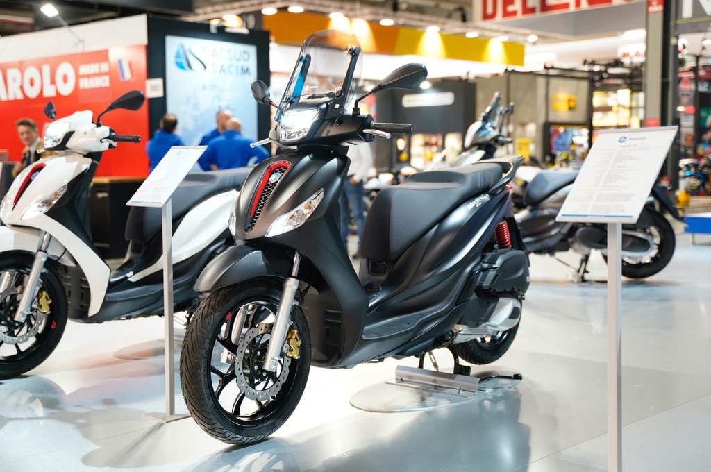 Piaggio Medley 2020 chính thức ra mắt, giá từ 75 triệu đồng