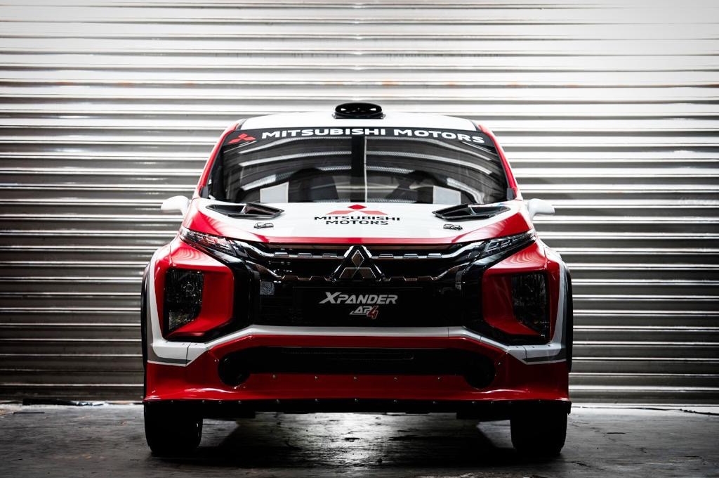 Chi tiết Mitsubishi Xpander phiên bản xe đua vừa ra mắt 