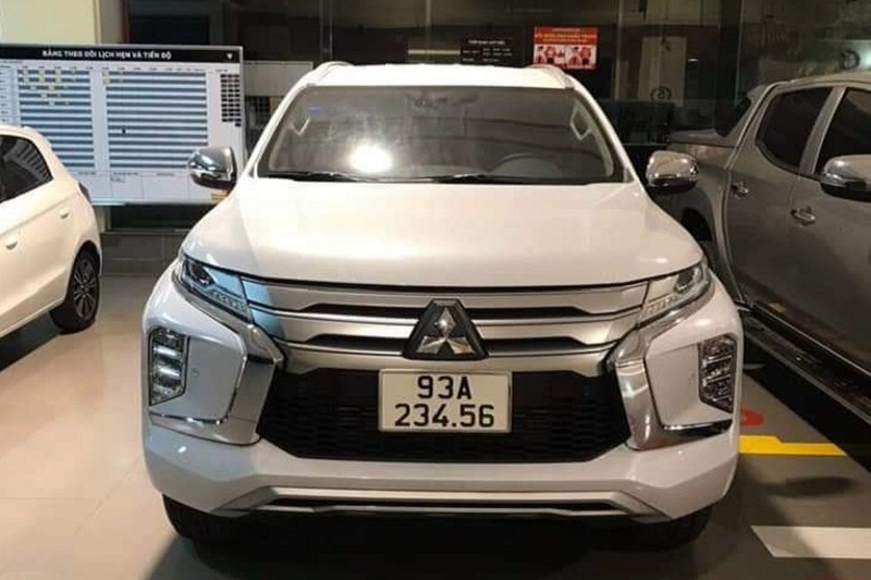 Mitsubishi Pajero Sport biển 234.56 “hét giá” 6,5 tỷ đồng, dân mạng xôn xao