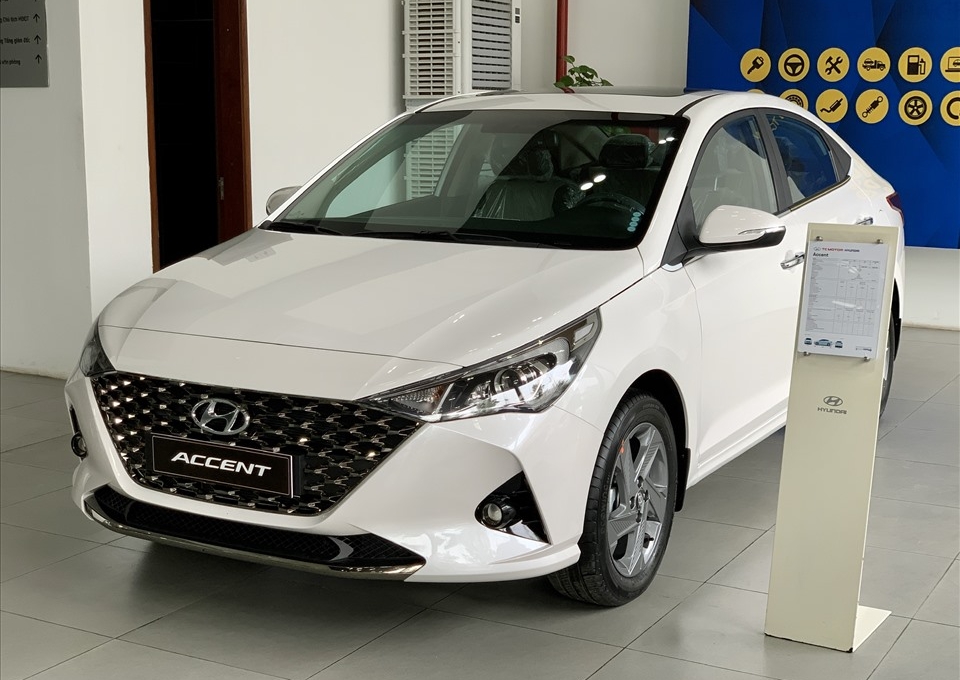 Toyota Vios 2021 sắp ra mắt: Accent 2021, Ciaz giảm 'sốc' đón đầu
