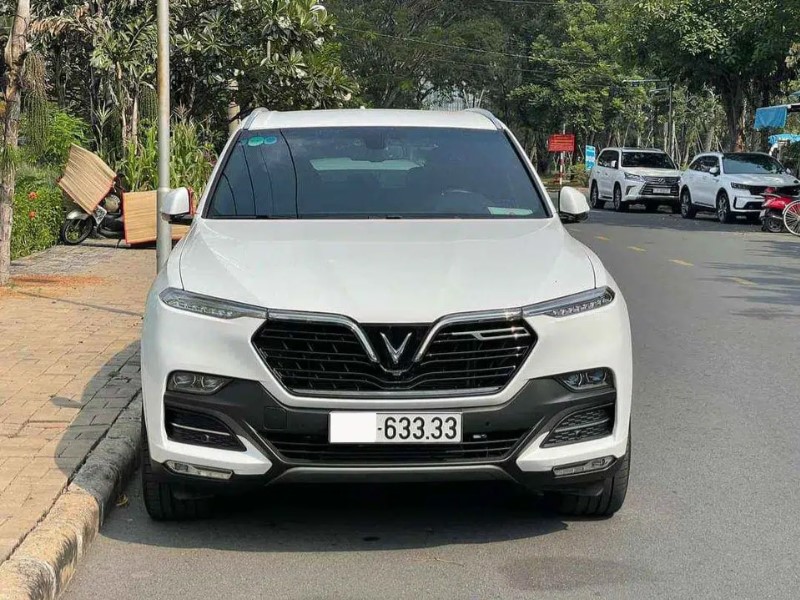 VinFast Lux SA2.0 biển số “tứ quý” 3 được rao bán với mức giá khó tin