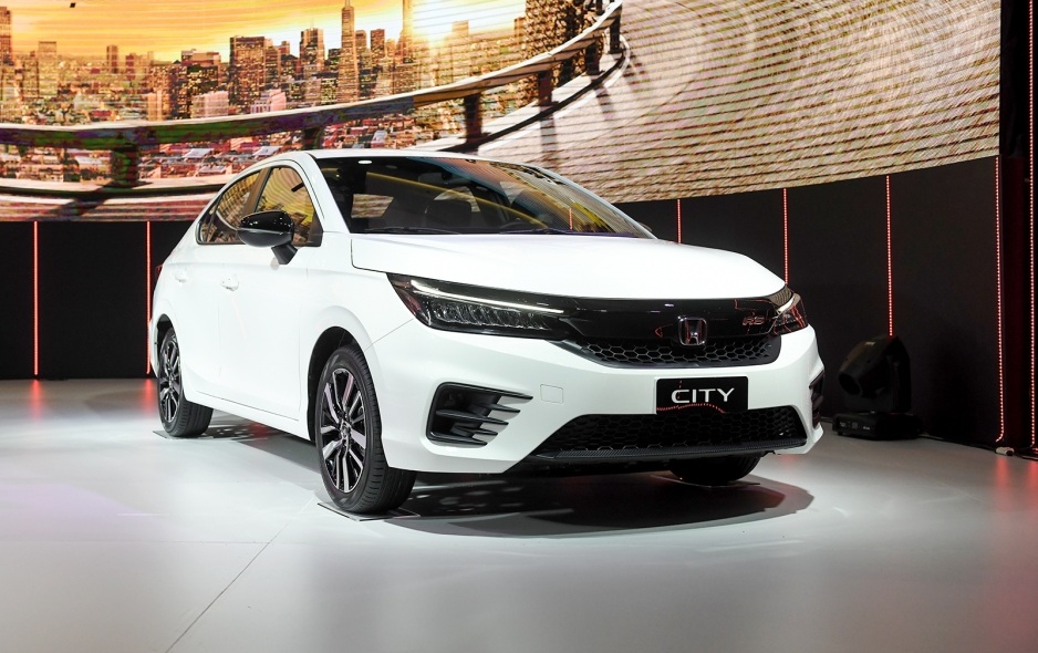 Giá xe Honda City 2021 giảm mạnh sau khi Vios mới ra mắt