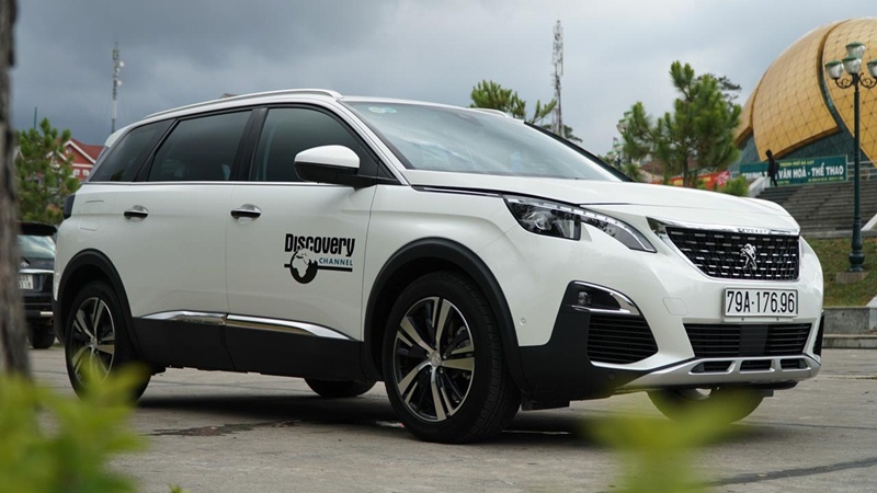 Giải mã cơn sốt xe Pháp Peugeot 5008 tại Việt Nam
