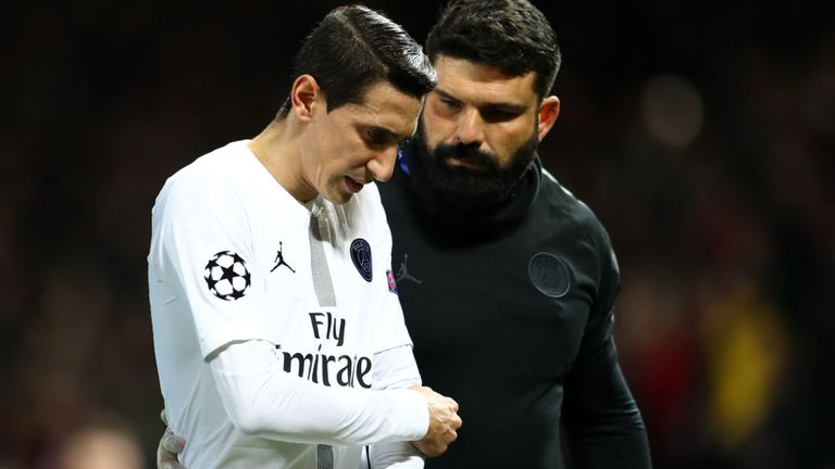 Di Maria nguy cơ bị treo giò vì văng tục với CĐV MU