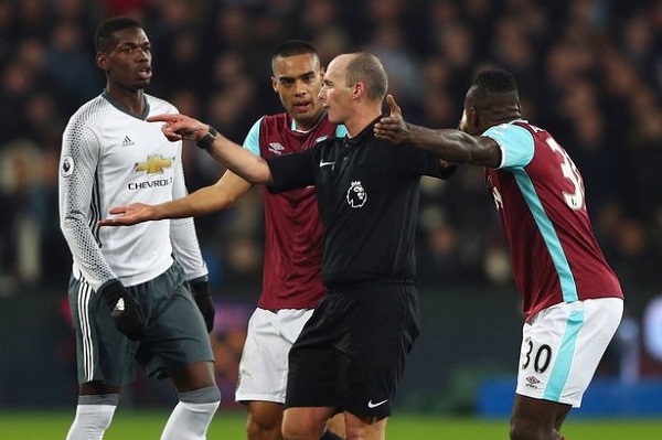 Lịch thi đấu bóng đá hôm nay 26/12: Sôi động vòng 20 NHA