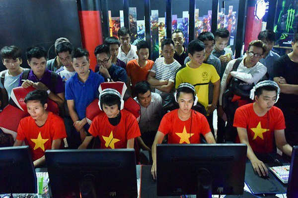 Lịch thi đấu AOE ngày 16/3: Liên Quân đối đầu GameTV
