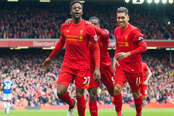 Nhẹ nhàng hạ Everton, Liverpool vươn lên top 3
