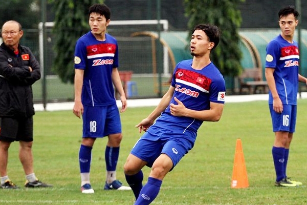 Đề cử Quả bóng vàng Việt Nam 2017: HAGL, Hà Nội áp đảo