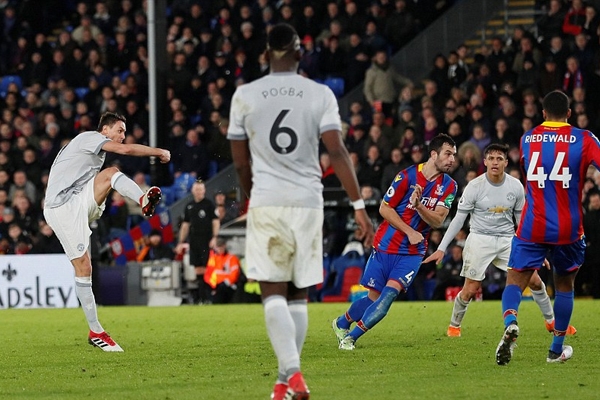 BXH Ngoại hạng Anh sau vòng 29: MU ngược dòng về top 2