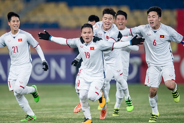 Sao U23 Việt Nam chia sẻ xúc động về mẹ ngày 8/3