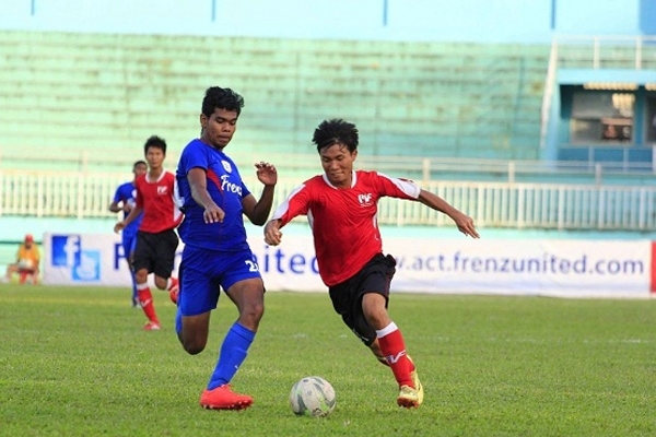U19 Lào tạo ấn tượng, hủy diệt Philippines trong trận 2 thẻ đỏ