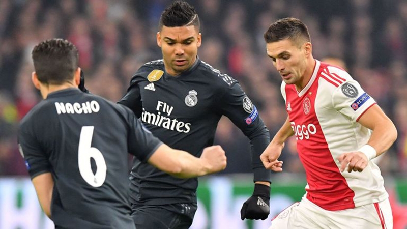 Real Madrid vượt qua Ajax ngay trên sân khách