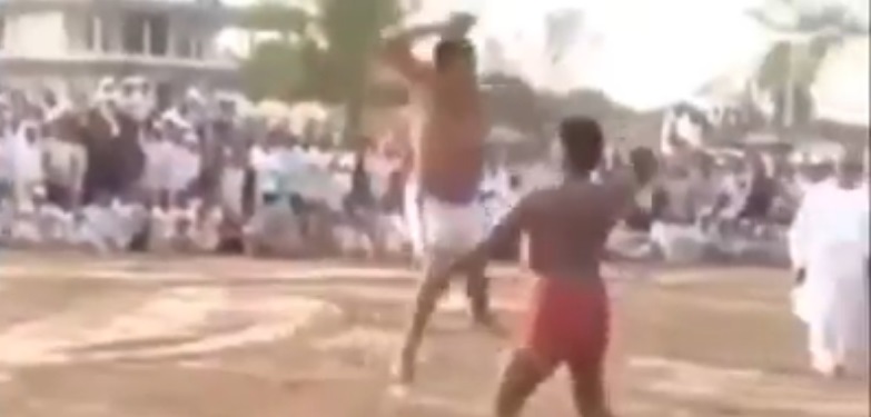 VIDEO: Cuộc thi vừa vật vừa tát có một không hai trên thế giới