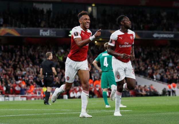 Arsenal thắng tưng bừng Vorskla ở trận ra quân Europa League