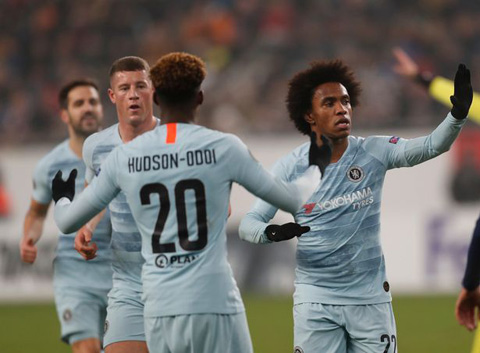 Giroud nổ súng, Chelsea bị Vidi cầm hòa trên sân nhà