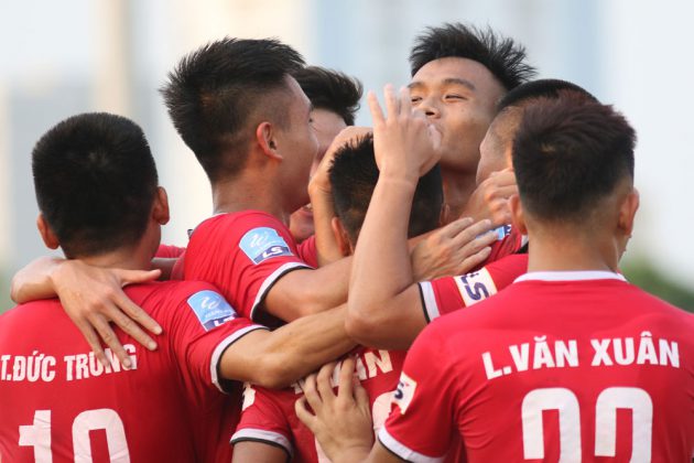 Lịch thi đấu vòng 8 Hạng Nhất 2019: Đại chiến tranh top 2
