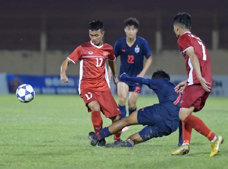 HLV Philippe Troussier loại cầu thủ HAGL cuối cùng khỏi U19 Việt Nam
