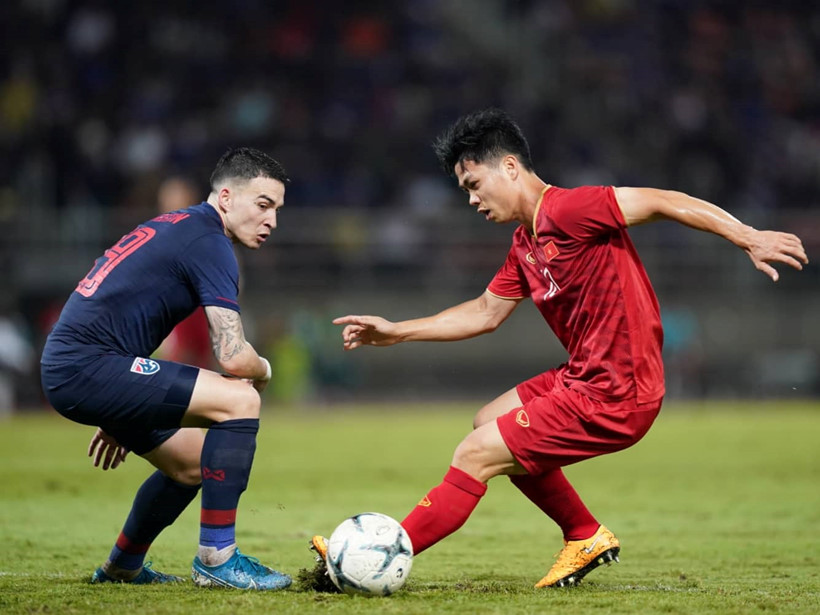 ĐT Việt Nam cho Thái Lan 'hít khói' trên BXH FIFA